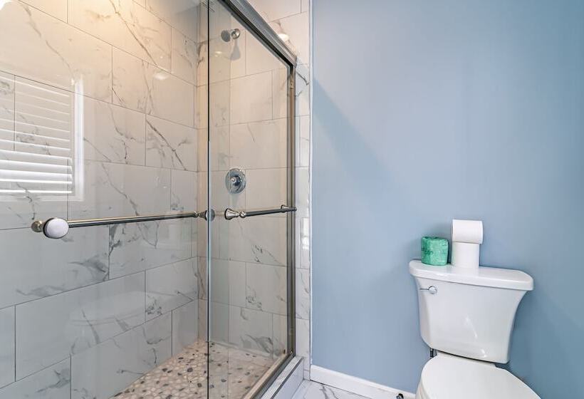 モーテル Boardwalk Sand & Surf Beach Hotel Oceanfront