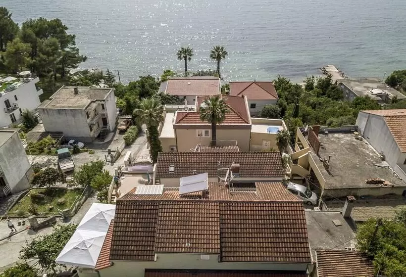پانسیون Pansion Casa