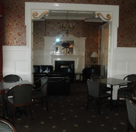 בית מלון כפרי Queens