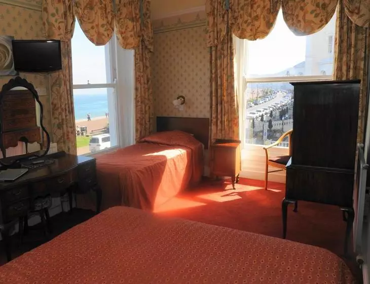 Hotel Queens