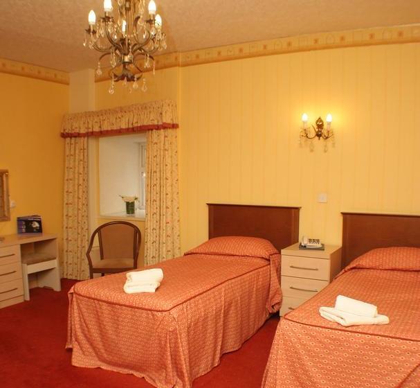 בית מלון כפרי Queens