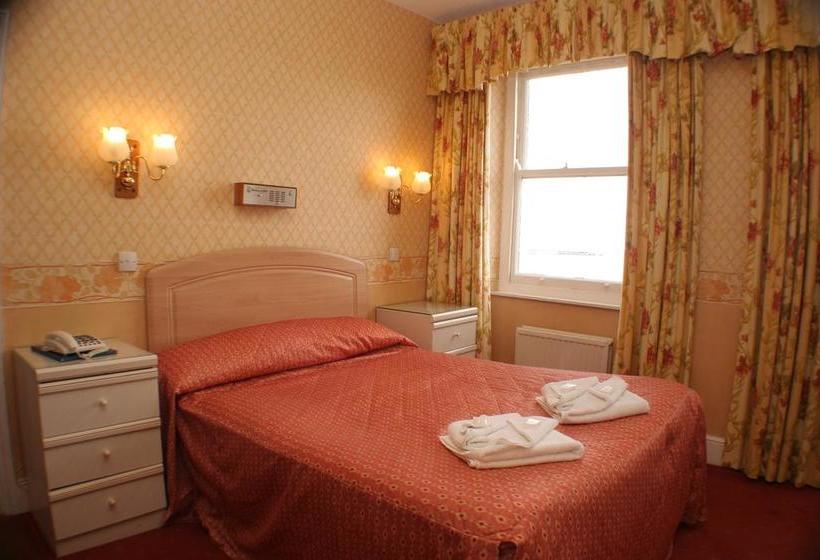 בית מלון כפרי Queens