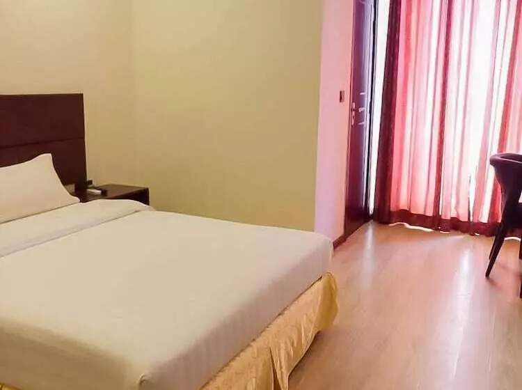 Whiteshell Island Hotel & Spa