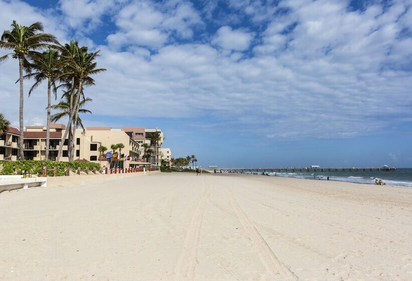 4145 By The Sea Inn & Suites