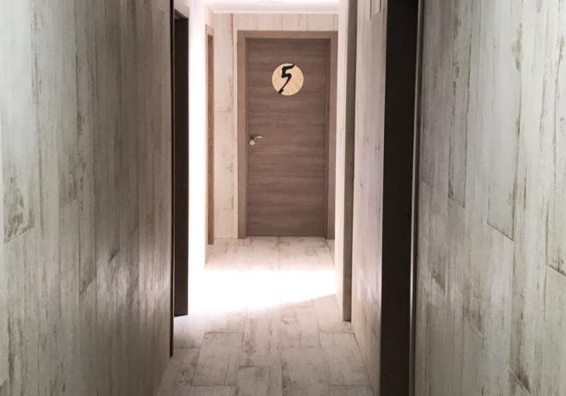 Apartamentos Gorbea Suites