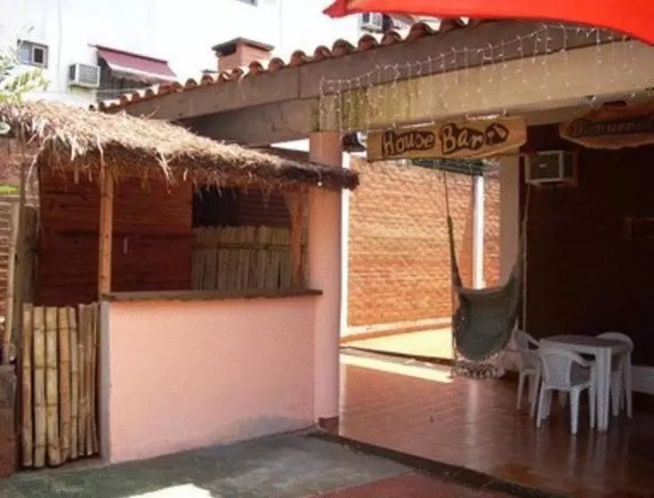 El Guembe Hostel House