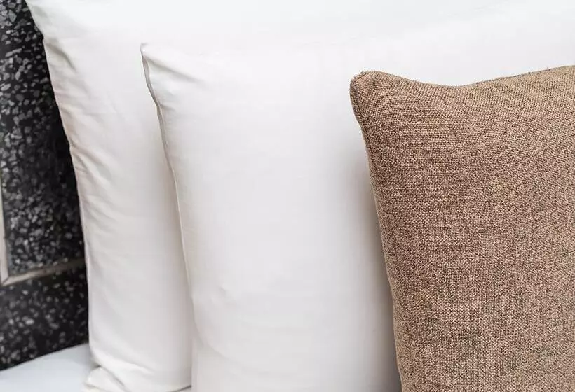 هتل Anjali By Syphon