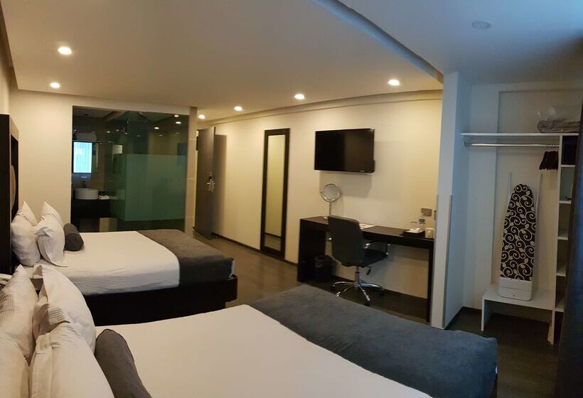 فندق Best Western Plus Metepec & Suites