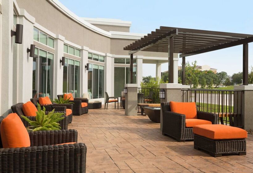 Отель Hilton Garden Inn Houstonbaytown