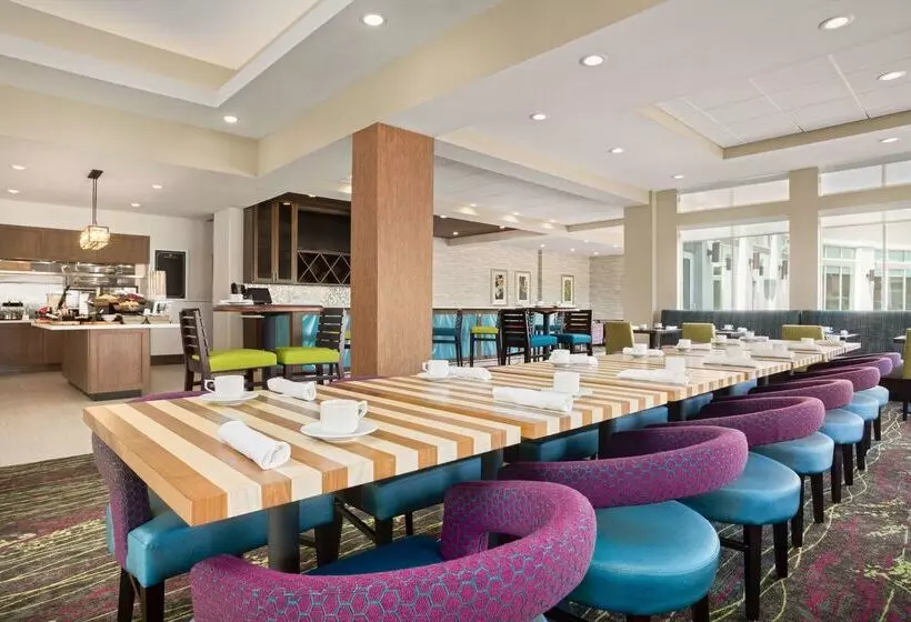 ホテル Hilton Garden Inn Houstonbaytown