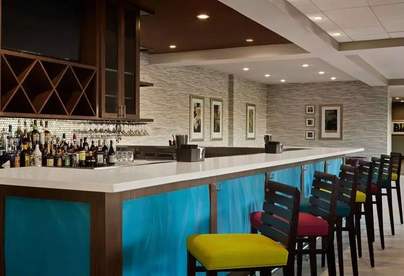 ホテル Hilton Garden Inn Houstonbaytown