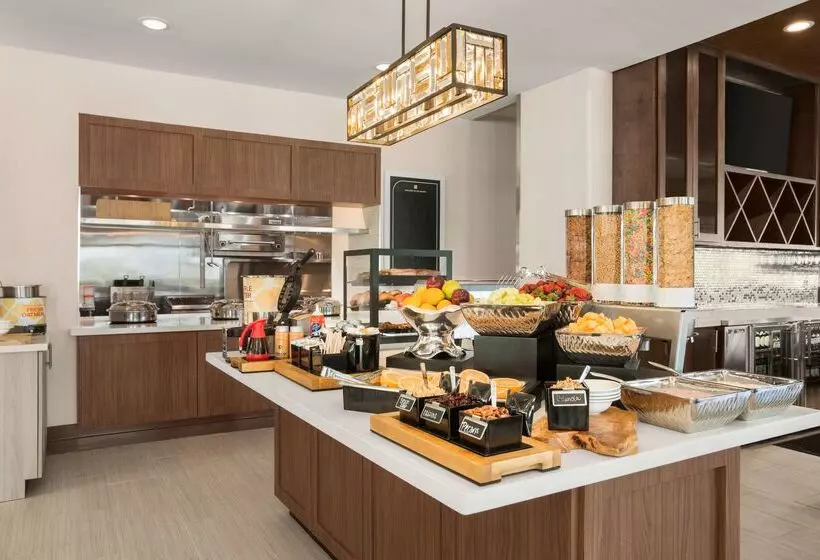 ホテル Hilton Garden Inn Houstonbaytown