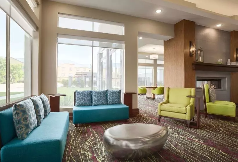 ホテル Hilton Garden Inn Houstonbaytown