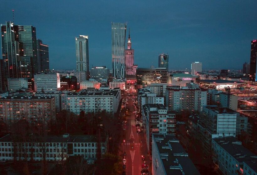 فندق Holiday Inn Warsaw City Centre, An Ihg
