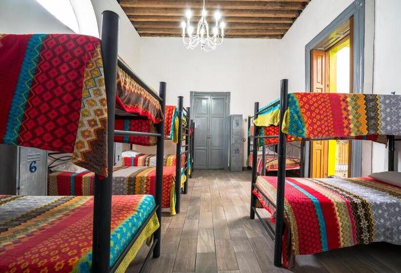 هتل Hostal Santo Domingo
