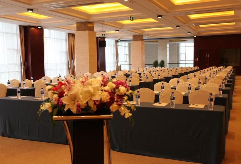 בית מלון כפרי New Beacon Optics Valley International