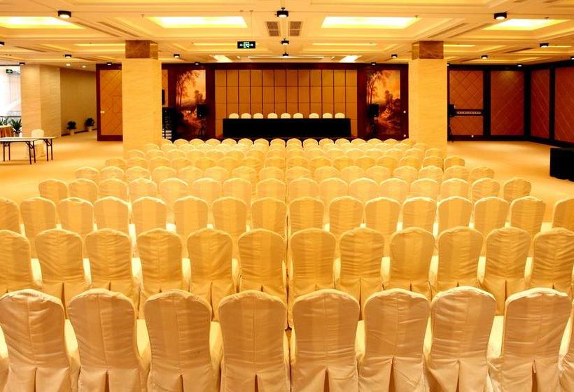 בית מלון כפרי New Beacon Optics Valley International