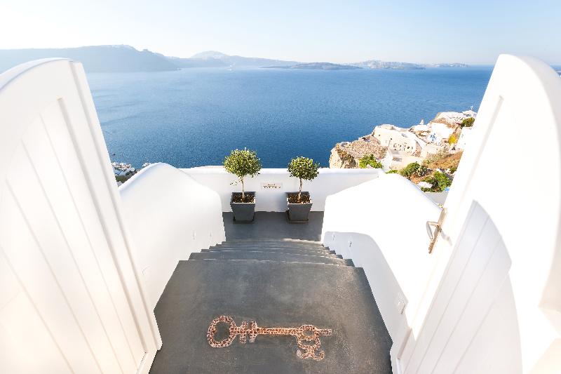 هتل Secret Legend Suites