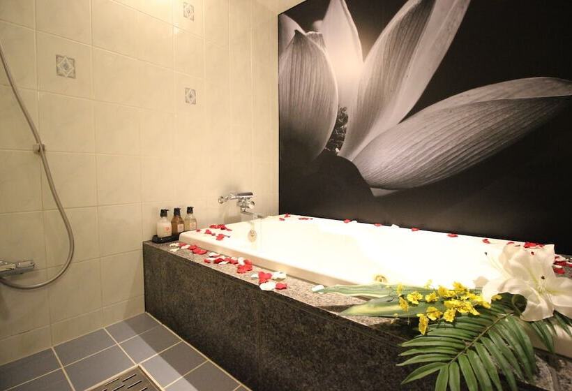 Hotel Shizku Adults Only