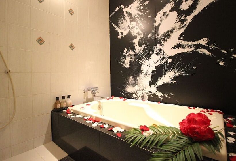 Hotel Shizku Adults Only