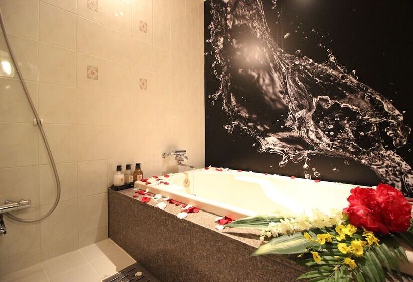 Hotel Shizku Adults Only