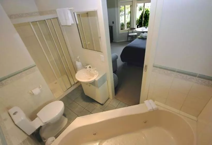 هتل Stay Inn