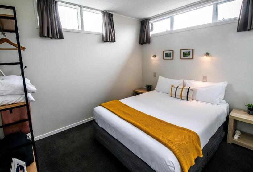 모텔 Aura Accommodation