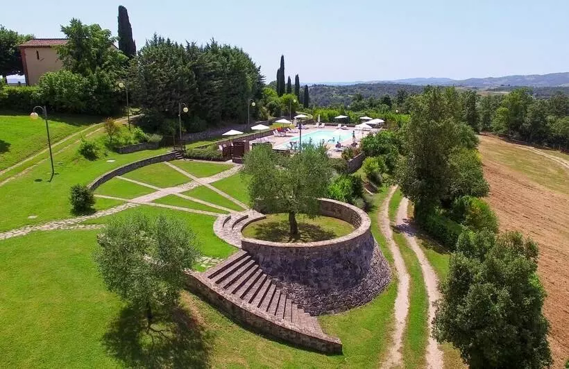 Poggiovalle Tenuta Italiana