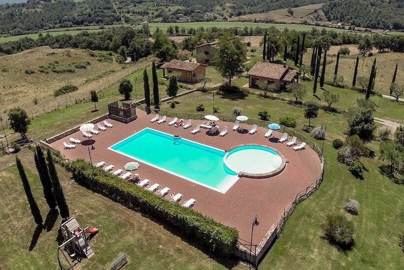 Poggiovalle Tenuta Italiana