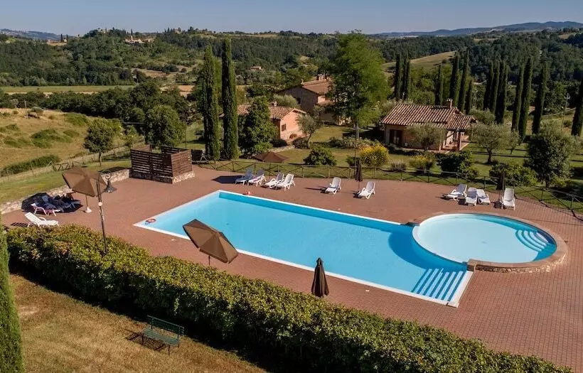 Poggiovalle Tenuta Italiana