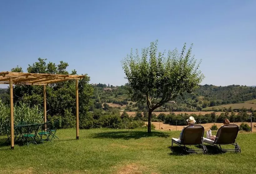 Poggiovalle Tenuta Italiana