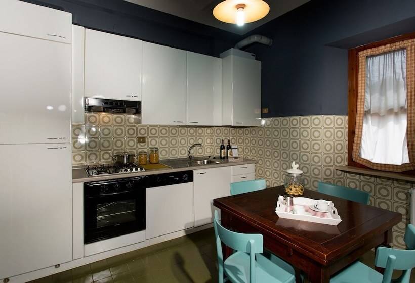 Poggiovalle Tenuta Italiana