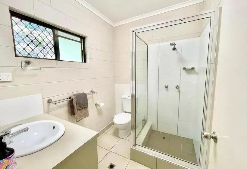 Yongala Lodge By The Strand