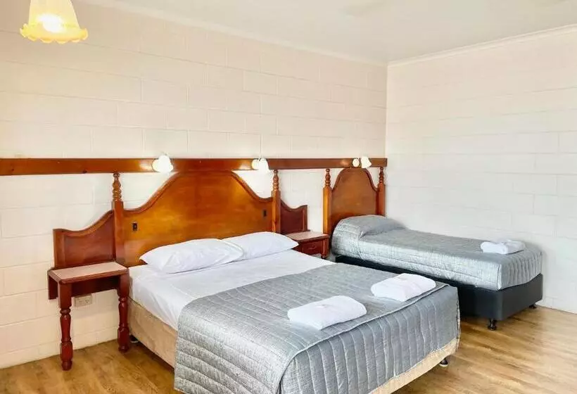 Yongala Lodge By The Strand