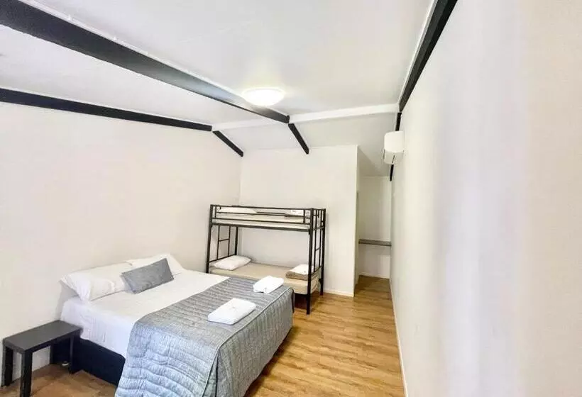 Yongala Lodge By The Strand