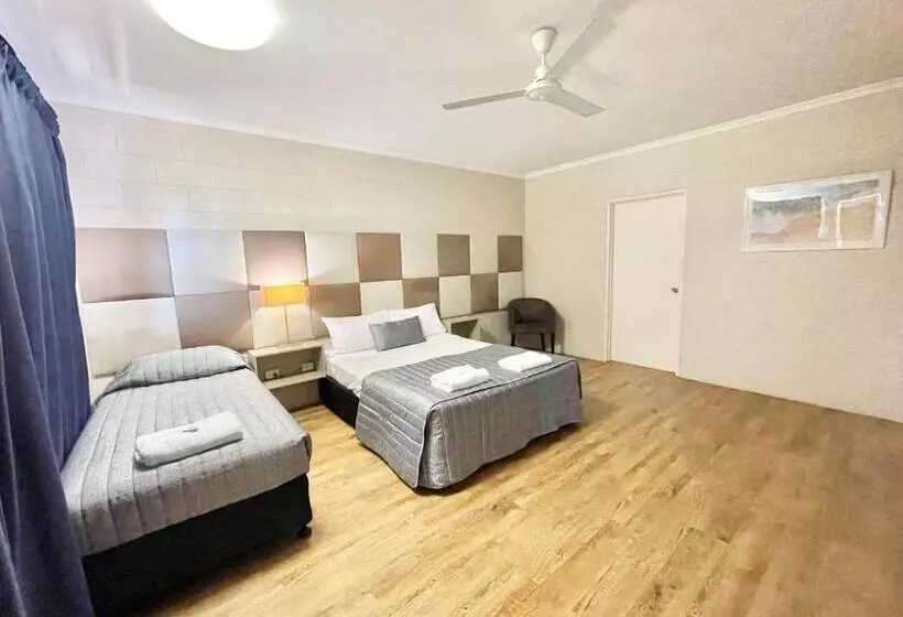 Yongala Lodge By The Strand