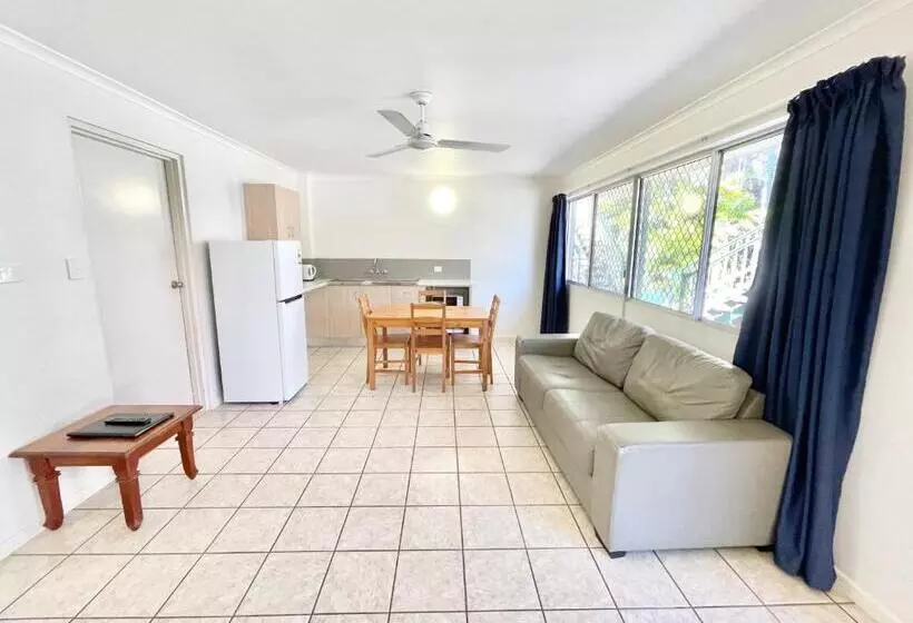 Yongala Lodge By The Strand