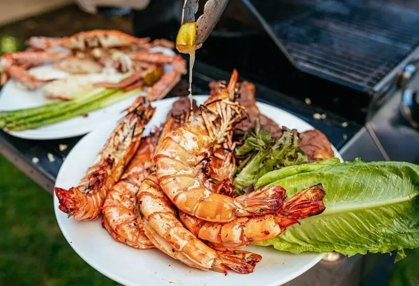 Beachside Villa Mojito