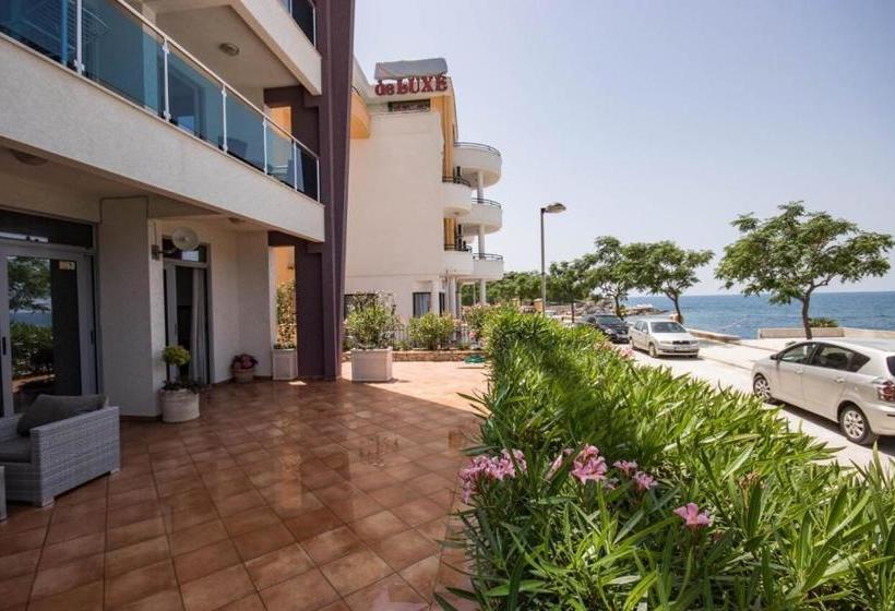 هتل Apartmani Zara