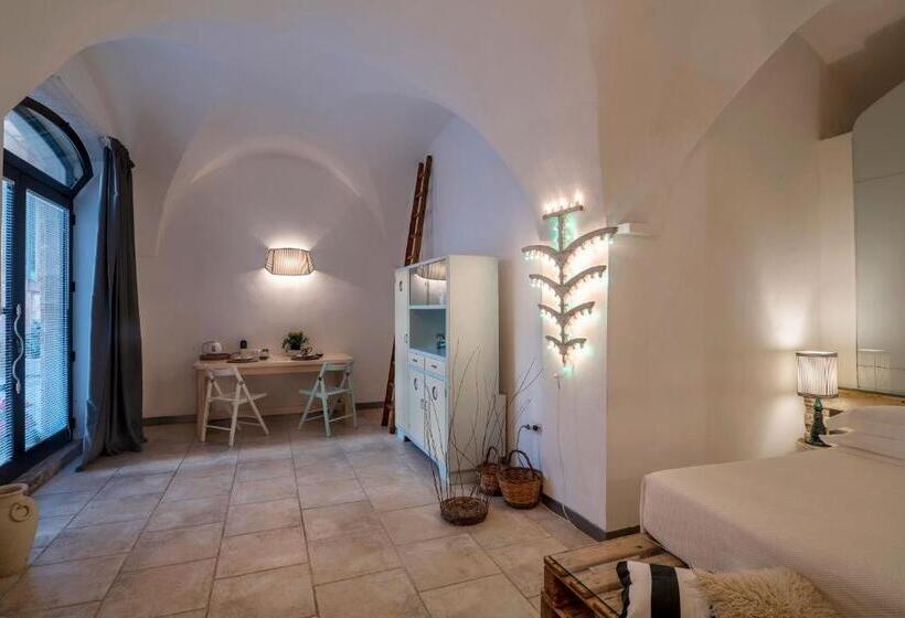 هتل B&b Corte Dei Romiti   Lecce Selection