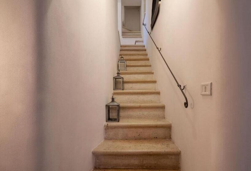 هتل B&b Corte Dei Romiti   Lecce Selection