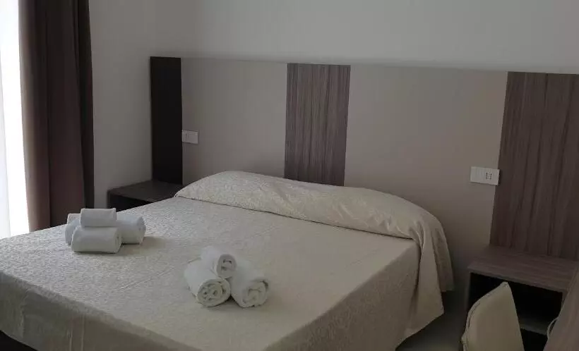 هتل B&b Maison D'art