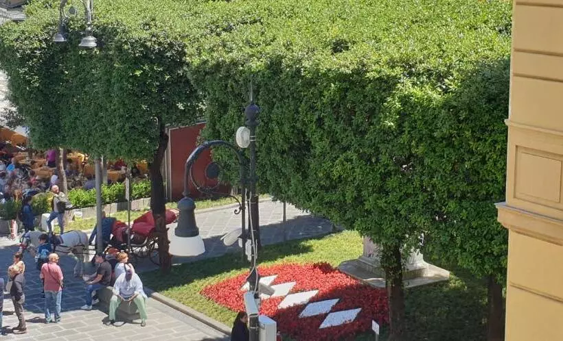 هتل B&b Maison D'art