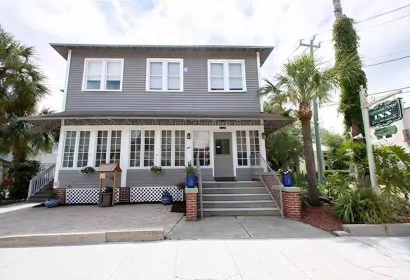 Hotelli Carriage Way Centennial House   Adult Only  Saint Augustine