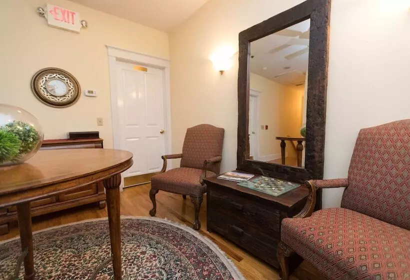 Hotelli Carriage Way Centennial House   Adult Only  Saint Augustine