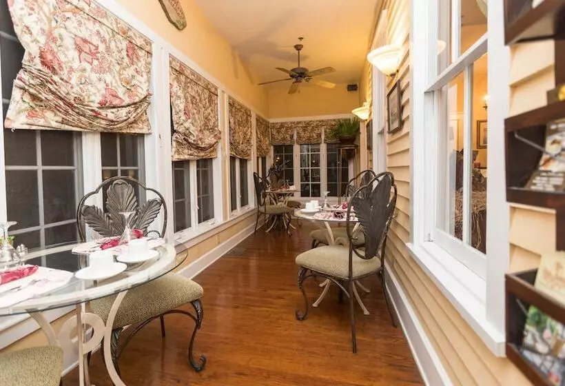 Hotelli Carriage Way Centennial House   Adult Only  Saint Augustine