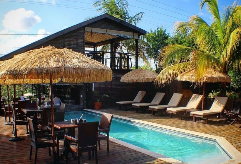 Отель Pur Boutique Cabanas