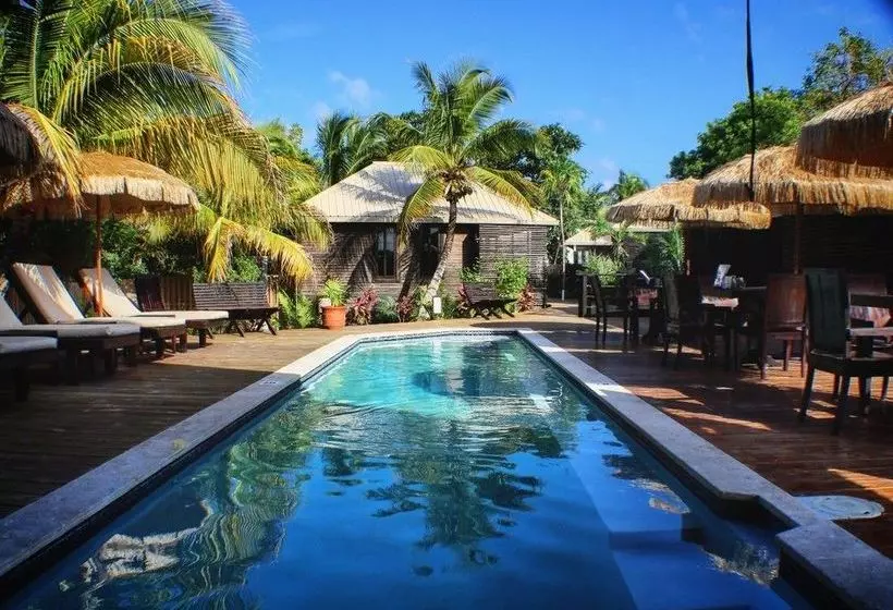 هتل Pur Boutique Cabanas