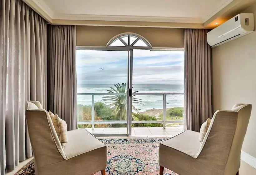 Hotel Hermanus Beachfront Lodge   Solar Power