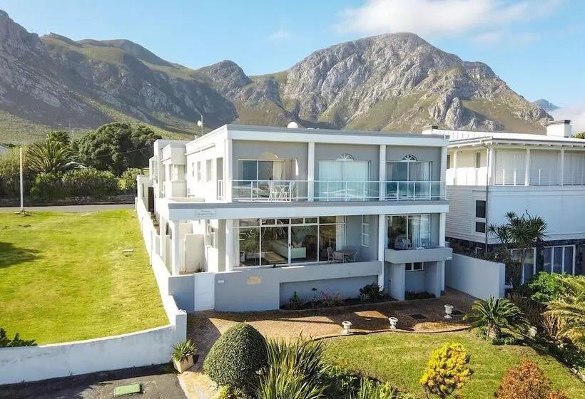 Hotel Hermanus Beachfront Lodge   Solar Power